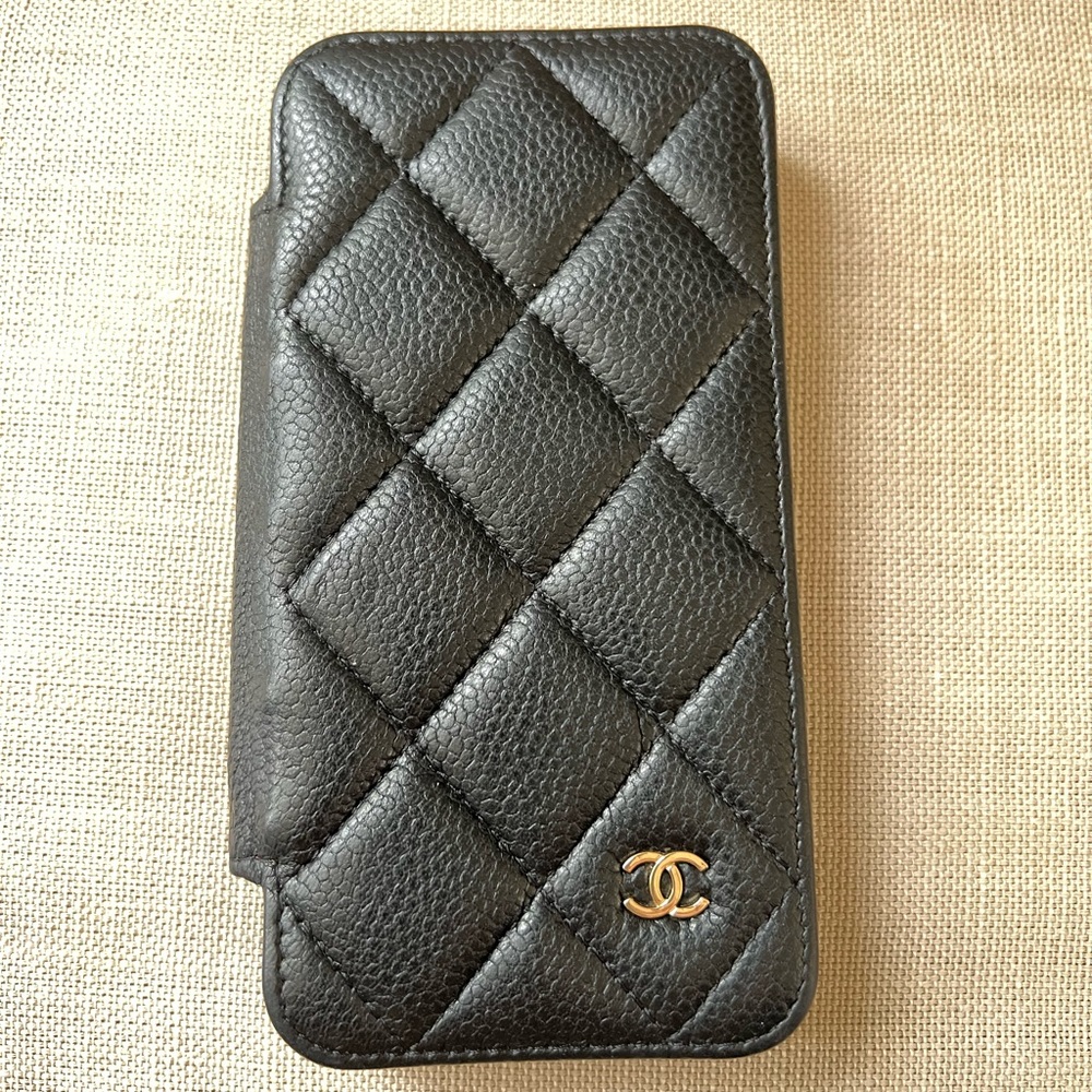 CHANEL Quilted Black Caviar IPhone 12 Case and Wallet (not for max)
